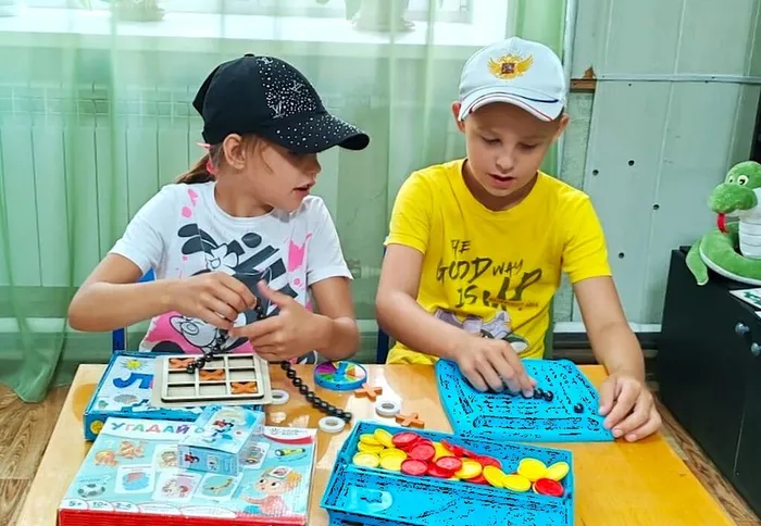 Читаем, играем, рисуем в библиотеке