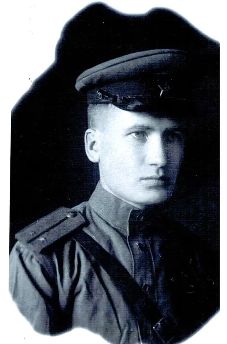 1 Ющенко Евгений Фомич, 1940-е годы