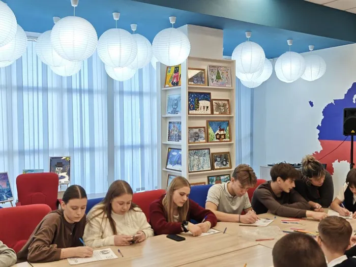 Патриотический час «День героя Отечества»