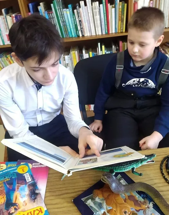 «Дети читают для детей»