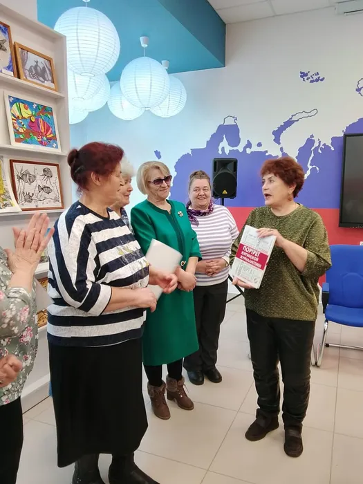 Встреча старых друзей с новыми книгами