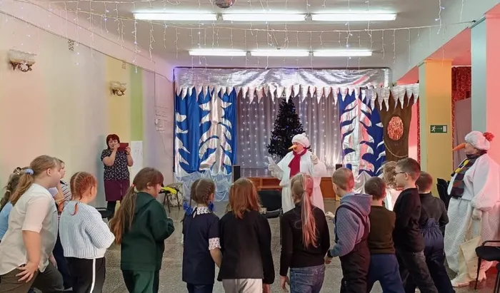 Игровая программа «Староновогодний голубой огонёк»