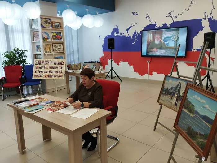 Туристы в библиотеке