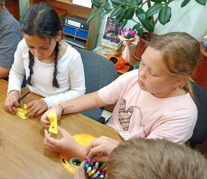 День смайлика «От улыбки станет всем светлей!»