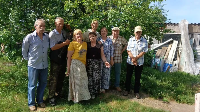 Встреча под липами

Встреча под липами

Встреча под липами

Встреча под липами