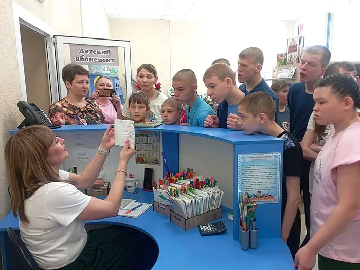 Библиоэкскурсия «Мир, где живут книги»