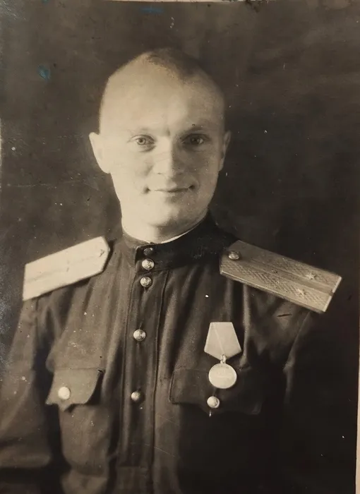 1 Хомченко С.Е. 25 ноября 1945 года, город Хабаровск.