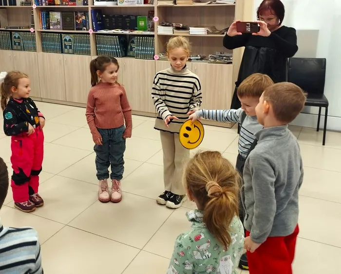 «Дружба начинается с улыбки»