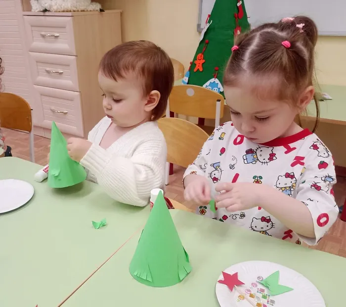 Мастер-класс по изготовлению новогодних ёлочек