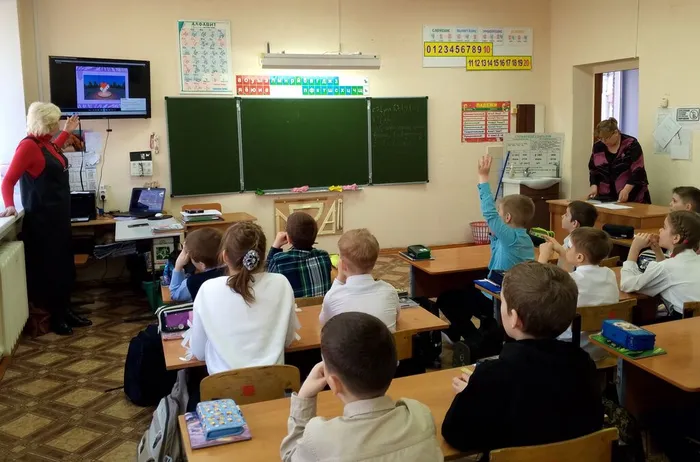 Краеведческая мозаика «Прогулки по родному городу»