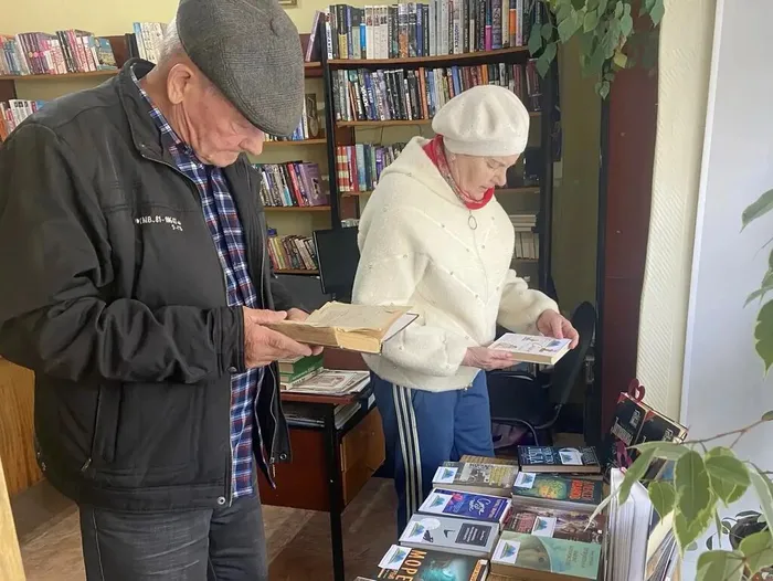 Хранители книг поменялись ролями