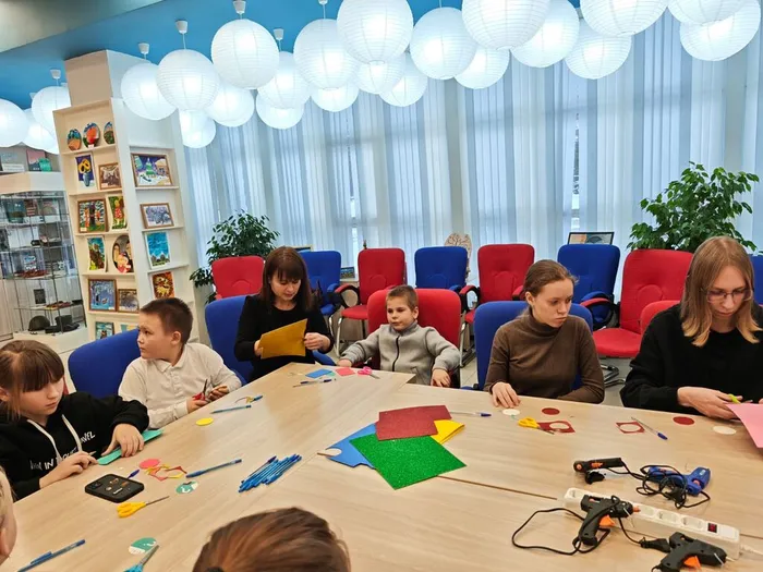 Мастер-класс «Магнитики из Вселенной»