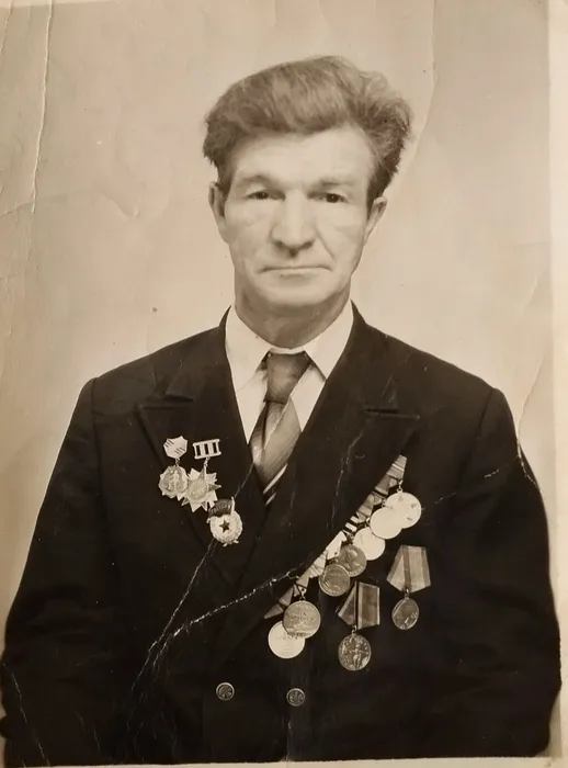 3 1984 год, Юрга Ветеран войны А.С. Юнышев