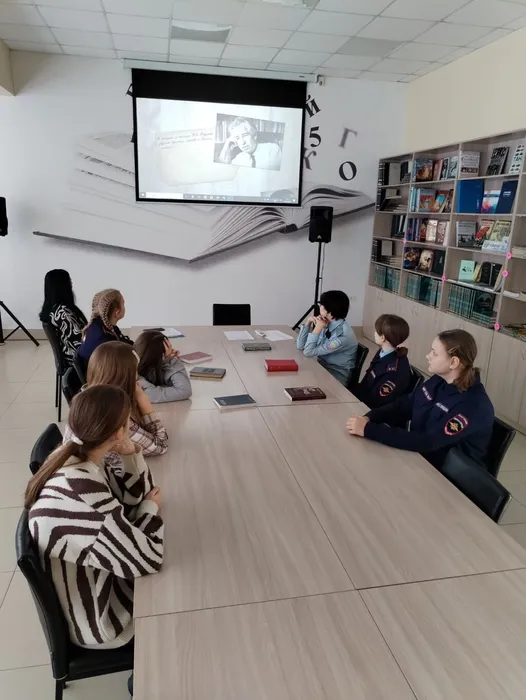 "Вот попробуй и душу вырази"