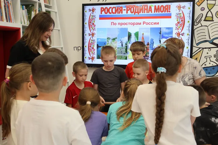 Сказки, карта и хоровод