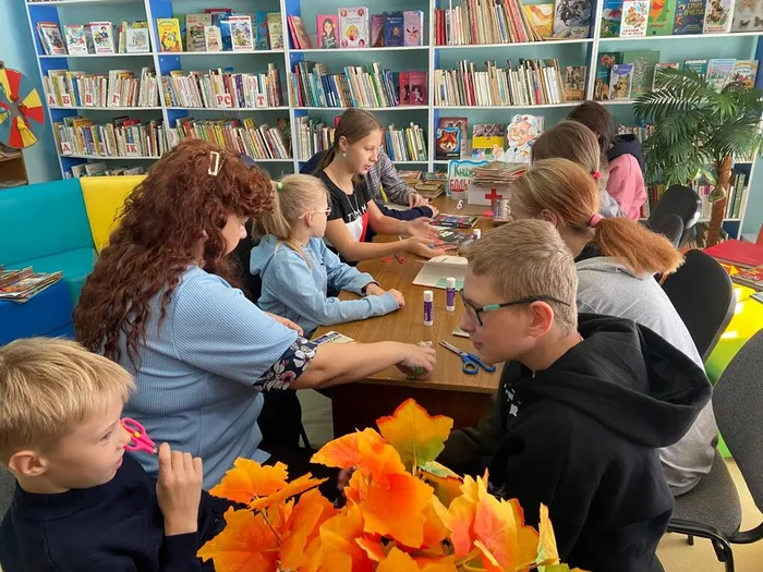 С папой в библиотеке