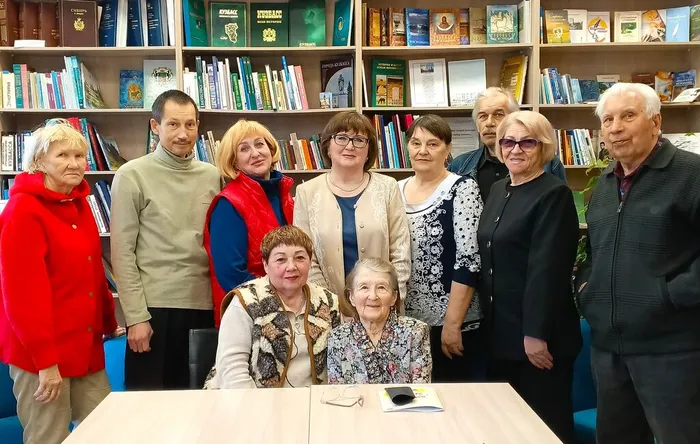 Поэты отправились на каникулы