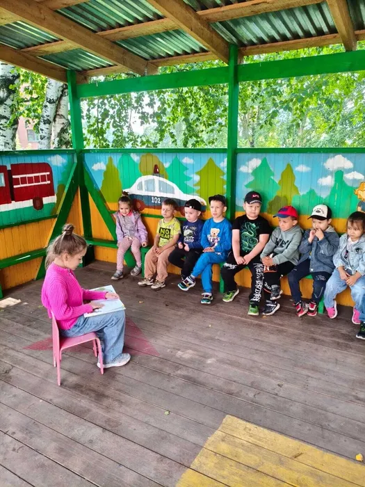 Акция «Дети читают детям»