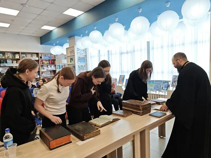 От «Апостола» до наших дней