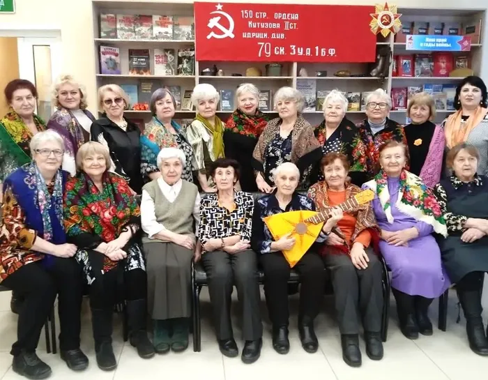 И выпивая чашку чая, мы вспоминаем прошлый год!