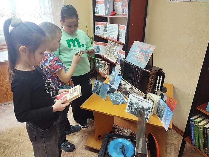 «Песня в солдатской шинели»