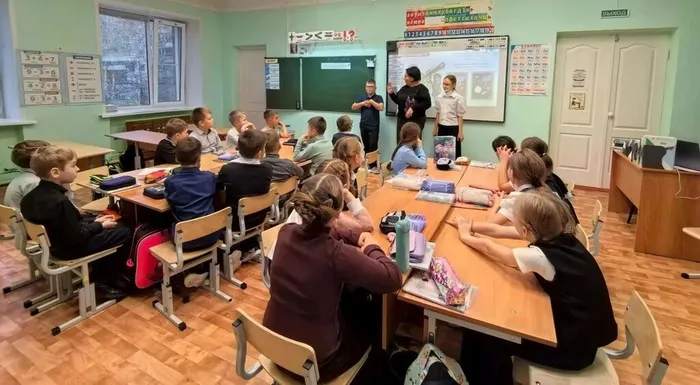 Праздничная программа «Папа может»