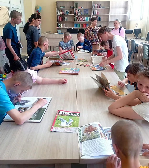 Библиоэкскурсия «Мир, где живут книги»