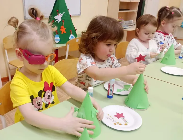 Мастер-класс по изготовлению новогодних ёлочек