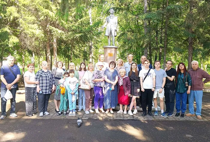 Звучали пушкинские строки…